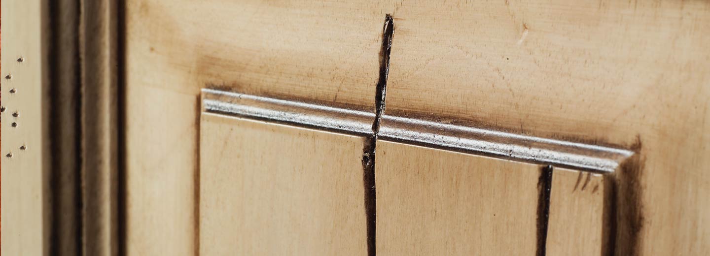 Add character to your cabinetry with hand-applied distressing traits