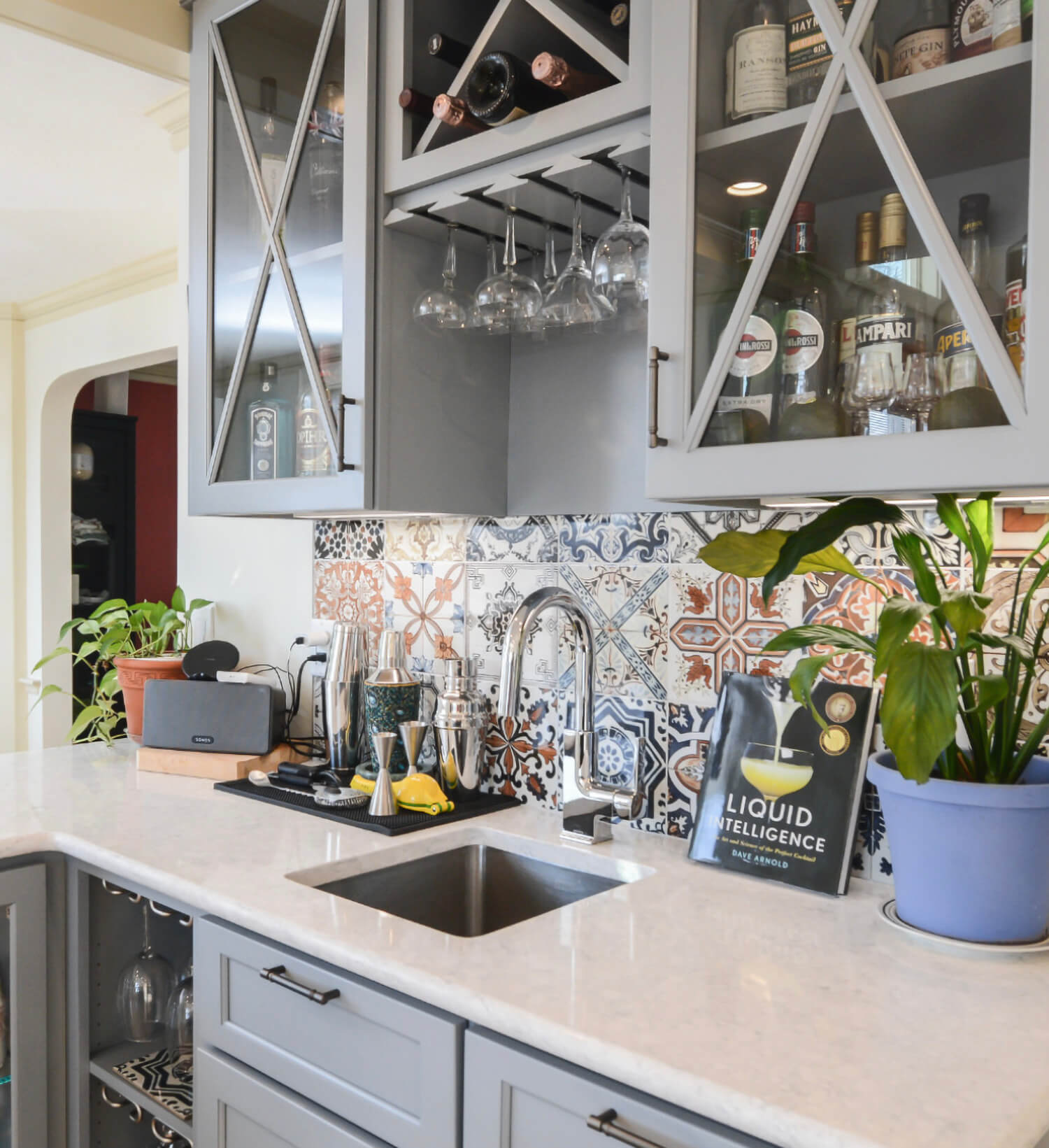 Fun kitchen tiles.